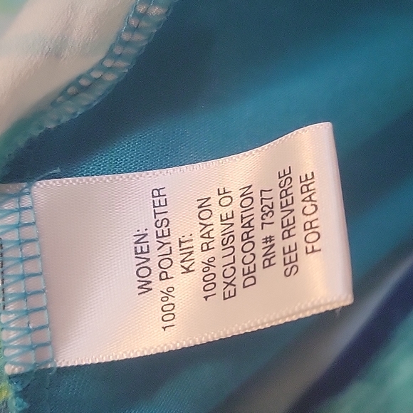 Blue & green tanktop - Picture 4 of 4